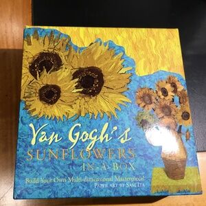 Van Gogh Sunflowers in a box, Build your own bouquet Paper craft New in Package